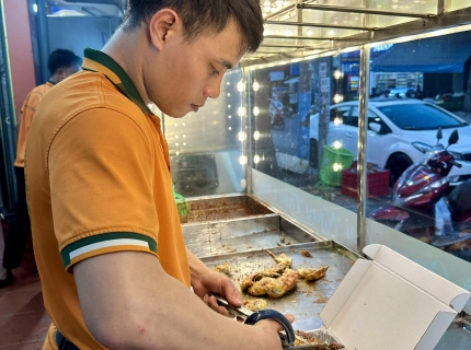 GÀ QUAY TRẦN CHUNG BIÊN HOÀ