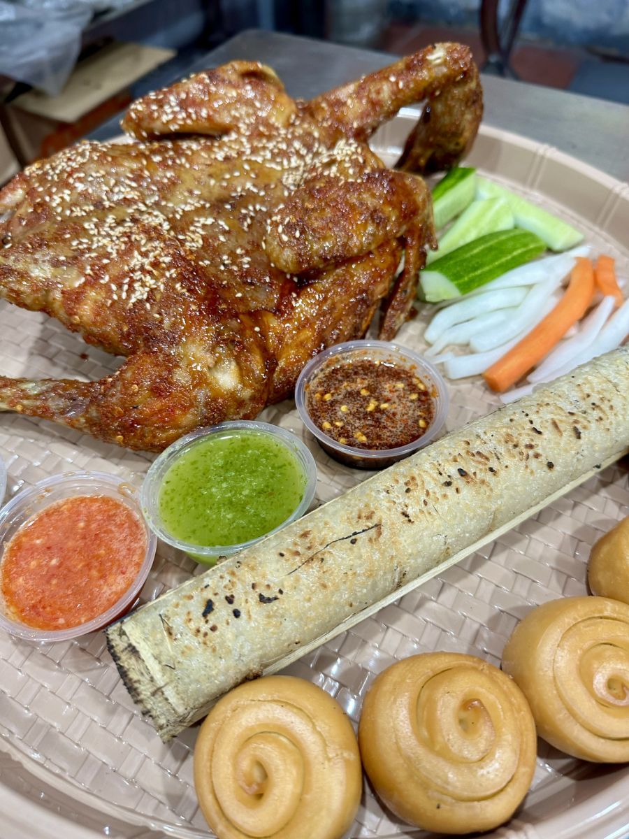 gà quay ngon Biên Hòa sốt ngũ vị Trần Chung